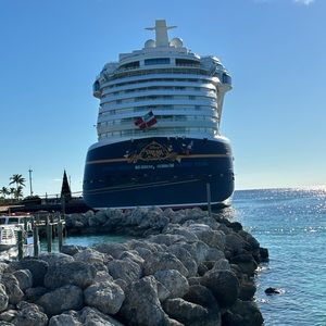 Meet your Posher, Ally